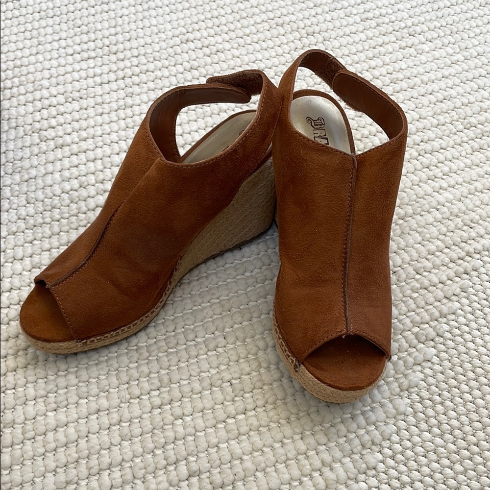 Stylish Brown Wedge Sandals